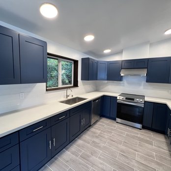 Luxe Cabinet & Stone - Cabinetry Near Me - Seattle, Washington Luxe Cabinet & Stone - Cabinetry Near Me - Seattle, Washington