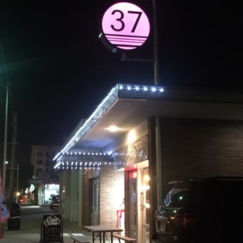 The Latest Scoop - Cute lighting! Outside the building. - Ice Cream & Frozen Yogurt Near Me - San Angelo, Texas The Latest Scoop - Cute lighting! Outside the building. - Ice Cream & Frozen Yogurt Near Me - San Angelo, Texas