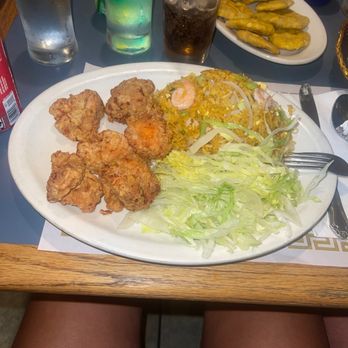 Flor de Mayo - Chicharrón de pollo sin hueso with shrimp fried rice - Chinese Near Me - New York, New York Flor de Mayo - Chicharrón de pollo sin hueso with shrimp fried rice - Chinese Near Me - New York, New York