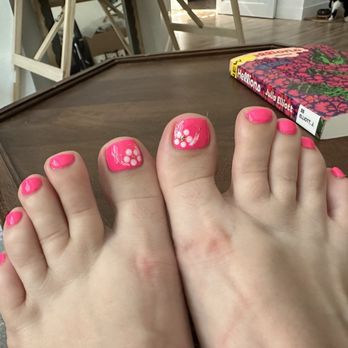 Elite Nail Spa - Pedicure with design - Nail Salons Near Me - Walnut Creek, California Elite Nail Spa - Pedicure with design - Nail Salons Near Me - Walnut Creek, California