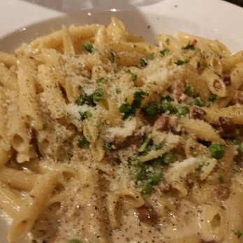 Tomatina - Penner with chicken in a cream sauce - Pizza Near Me - Santa Rosa, California Tomatina - Penner with chicken in a cream sauce - Pizza Near Me - Santa Rosa, California
