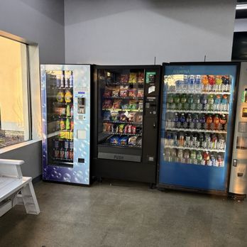 Laundromat Southfield - Vending machines - Laundromat Near Me - Southfield, Michigan Laundromat Southfield - Vending machines - Laundromat Near Me - Southfield, Michigan
