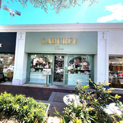 Ladurée by null