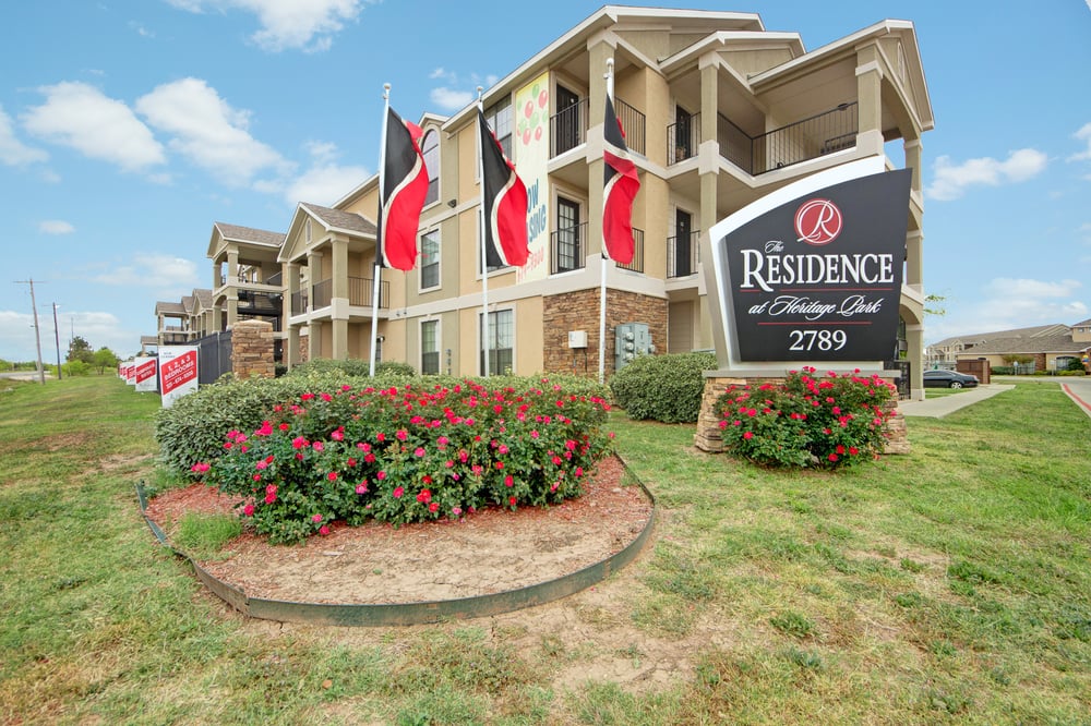 THE RESIDENCE AT HERITAGE PARK APARTMENTS Updated April 2024 24