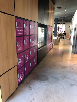 Moxy London Stratford by null