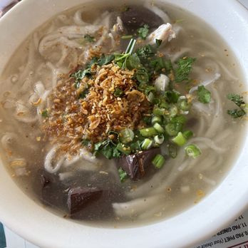 Pho Lao Vieng - Khao Piak w/pork blood - Vietnamese Near Me - Fresno, California