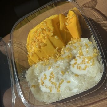 Bhan Kanom Thai - Mango sticky rice - Desserts Near Me - Los Angeles, California Bhan Kanom Thai - Mango sticky rice - Desserts Near Me - Los Angeles, California