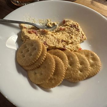 Off Elm - Cocktail Bars Near Me - Webster Groves, Missouri