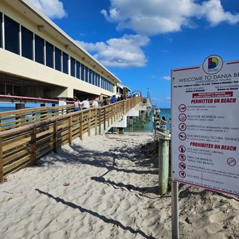 Quarterdeck Restaurants - The restaurant stretches over the water. Easy to walk up the ramp. - Seafood Near Me - Dania Beach, Florida Quarterdeck Restaurants - The restaurant stretches over the water. Easy to walk up the ramp. - Seafood Near Me - Dania Beach, Florida