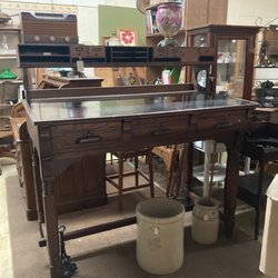 Corner Antiques