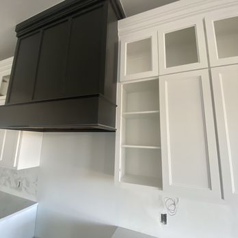 Fixable Painting - Kitchen cabinets - Painters Near Me Fixable Painting - Kitchen cabinets - Painters Near Me
