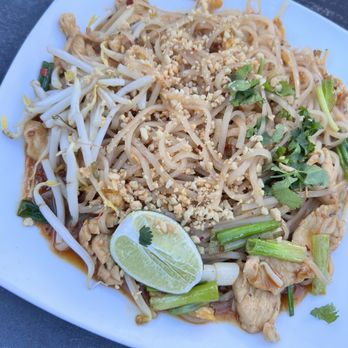 Ubon Thai - Pad thai, chicken - Thai Near Me - Denver, Colorado