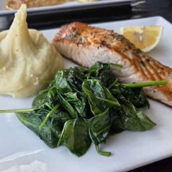 IL Gabbiano - Italian Near Me - New Haven, Connecticut