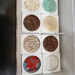Frostick Freeze Ice Cream Parlor - Guernsey hand dipped IceCream 32 flavors to choose from