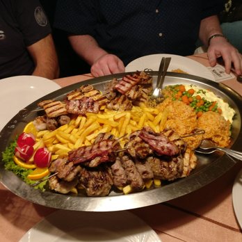 Restaurant Steakhaus Balkan Hof - Steakhouses Near Me - Essen, NW