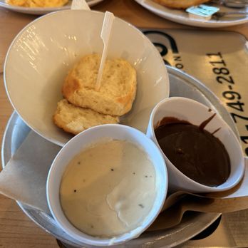 The Rogue Roundabout - Biscuit and gravy - Breweries Near Me - Conway, Arkansas The Rogue Roundabout - Biscuit and gravy - Breweries Near Me - Conway, Arkansas