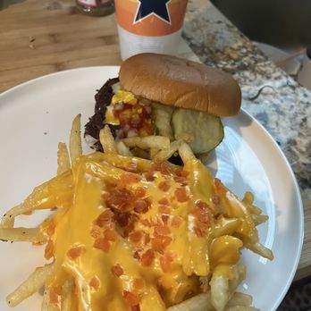 Hotline Burger - Classic burger and cheese fries - Burgers Near Me - Houston, Texas