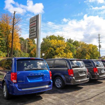Bustard Chrysler Waterloo - Car Dealers Near Me - Waterloo, Ontario