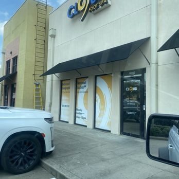 Cloud 9 Foot Spa Pearland - Front door - Massage Near Me - Pearland, Texas Cloud 9 Foot Spa Pearland - Front door - Massage Near Me - Pearland, Texas