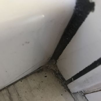 Valley Home Development - Worst grout job ever - General Contractors Near Me - Fairfield, California Valley Home Development - Worst grout job ever - General Contractors Near Me - Fairfield, California