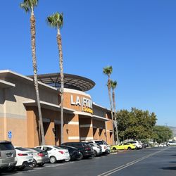LA Fitness - Woodland Hills Signature Club