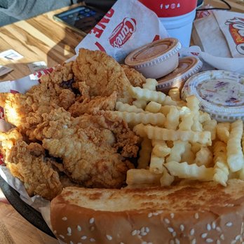 Raising Cane's Chicken Fingers - 6 piece with Texas toast, Cole slaw and fries, sweet tea - Chicken Shop Near Me - Roseville, California Raising Cane's Chicken Fingers - 6 piece with Texas toast, Cole slaw and fries, sweet tea - Chicken Shop Near Me - Roseville, California