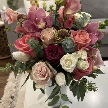 Sweet Blooms Atelier - Florists Near Me - Hermosa Beach, California