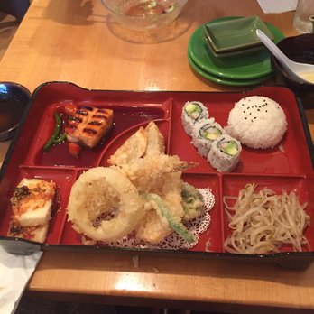 Sushi Yama - Salmon teriyaki bento box - Japanese Near Me - Vienna, Virginia