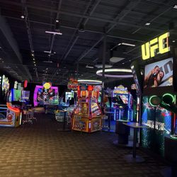 Dave & Buster's Tucson