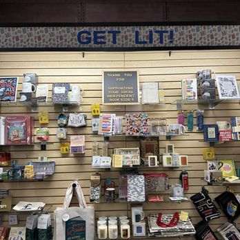 Vroman's Bookstore - Bookstores Near Me - Pasadena, California Vroman's Bookstore - Bookstores Near Me - Pasadena, California