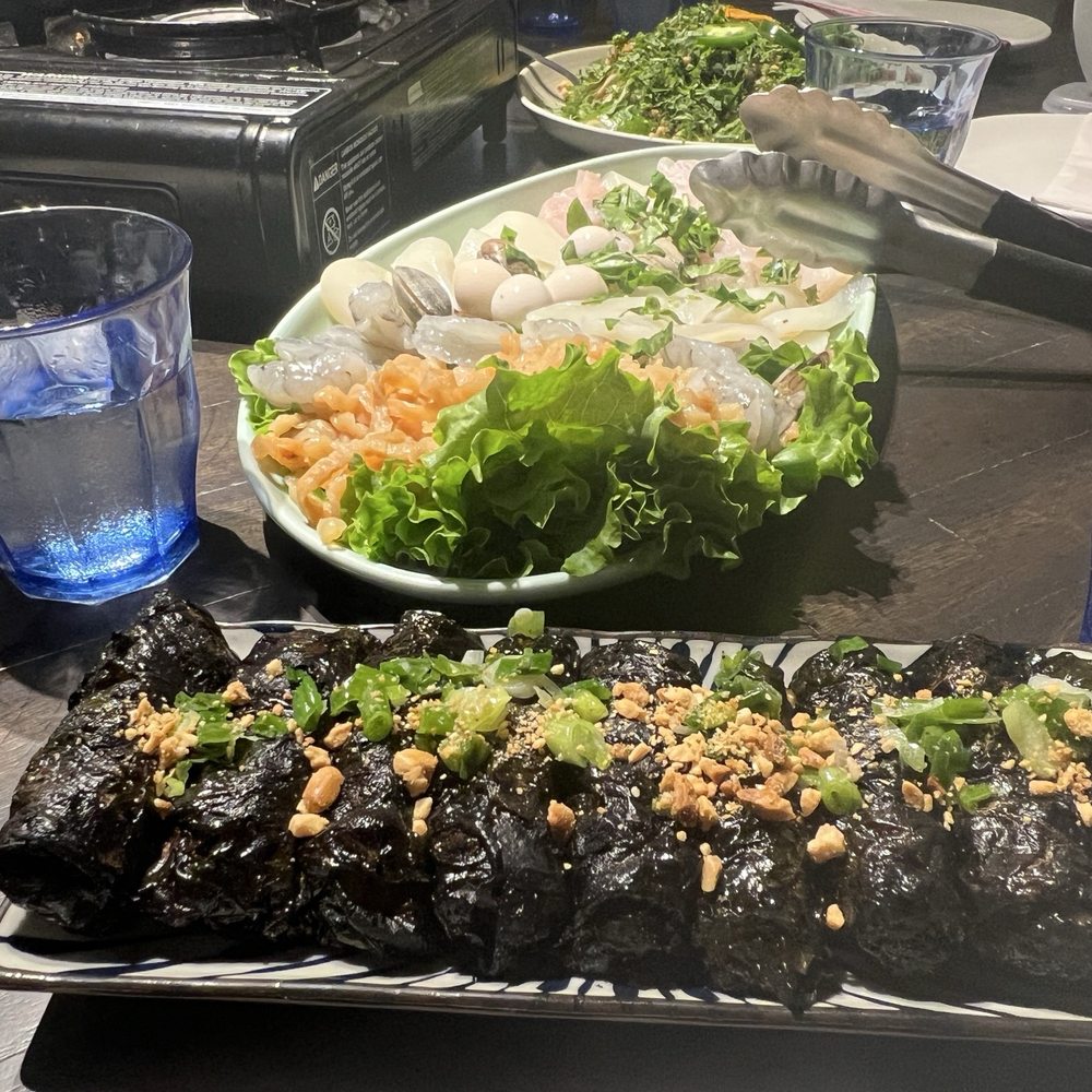 Favori Restaurant - Vietnamese Near Me - Garden Grove, California Favori Restaurant - Vietnamese Near Me - Garden Grove, California