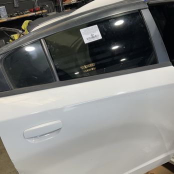 Best Auto Glass & Window Tint - After - Windshield Installation & Repair Near Me - Visalia, California