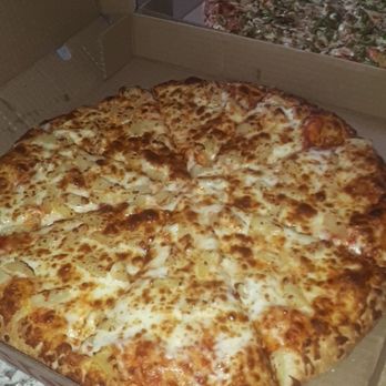 Regino's Pizza - Pizza Near Me - Markham, Ontario