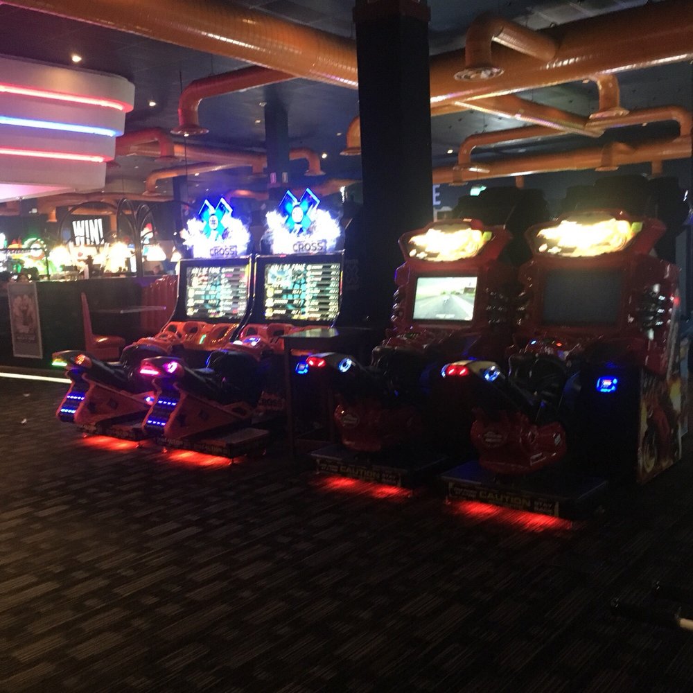 Dave & Buster's Vaughan - American Near Me - Vaughan, Ontario