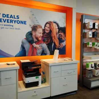 AT&T Store - Mobile Phones Near Me - Portland, Oregon AT&T Store - Mobile Phones Near Me - Portland, Oregon