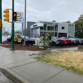 Metrotown Mazda - Auto Repair Near Me - Burnaby, British Columbia