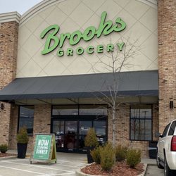 Brooks Grocery - Signage out front