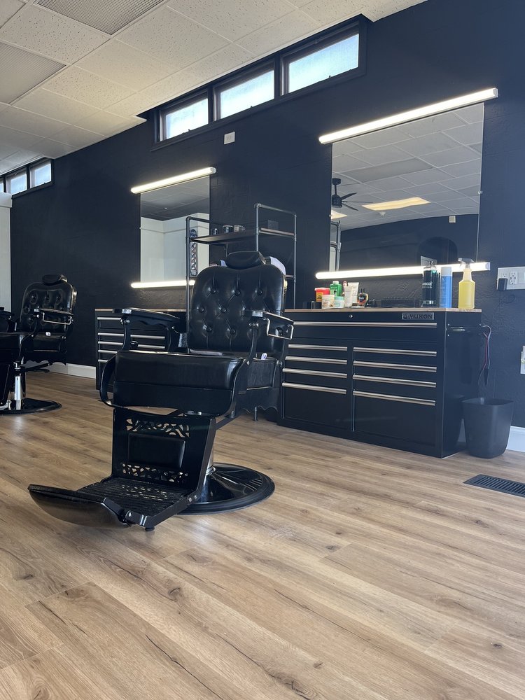 PARLOR Updated September 2024 278 Main St, Dupont