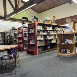 Clovis Regional Library - Library