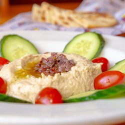 Tides Tavern - Hummus with warm pita.