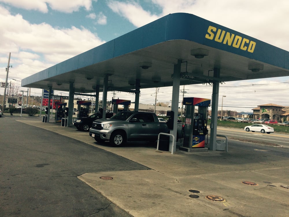 Route 114 Sunoco, Danvers Roadtrippers