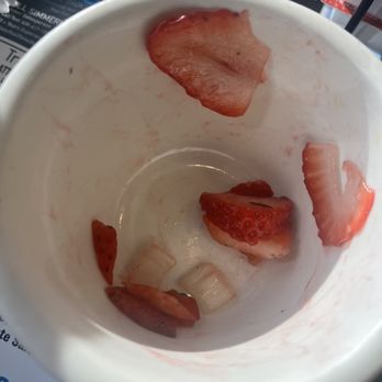 Geets Diner & Bar - Strawberries with a hint of onions - Diners Near Me - Williamstown, New Jersey Geets Diner & Bar - Strawberries with a hint of onions - Diners Near Me - Williamstown, New Jersey