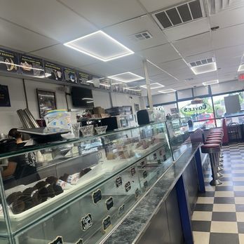 Coyle's Ice Cream - Ice Cream & Frozen Yogurt Near Me - Bay Shore, New York