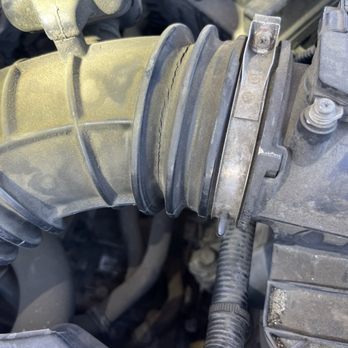 Fremont Smog Test Only - Air in take hose - Smog Check Stations Near Me - Fremont, California