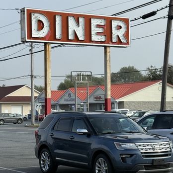 Milford Diner - Milford Diner (second sign, you can't miss it no matter which route you take to get there!) - Diners Near Me - Milford, Delaware Milford Diner - Milford Diner (second sign, you can't miss it no matter which route you take to get there!) - Diners Near Me - Milford, Delaware