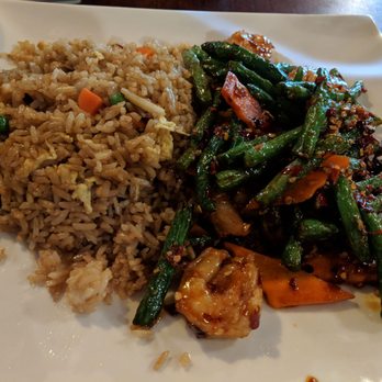 Szechuan Asian Restaurant - Chinese Near Me - Willits, California