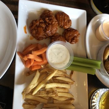 PT's Gold - Boneless wings - Sports Bars Near Me - Las Vegas, Nevada