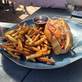 Castaways Steak & Seafood - Lobster roll. A whole lot of lobster. - Bars Near Me - Port Jefferson, New York