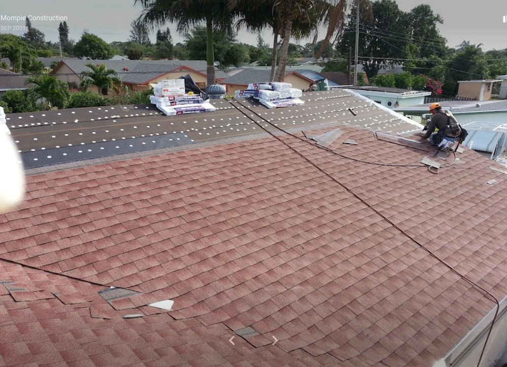 Slide of Mompie Construction Corp