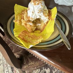 Home Run Inn Pizza - Gooey Butter Cupcake